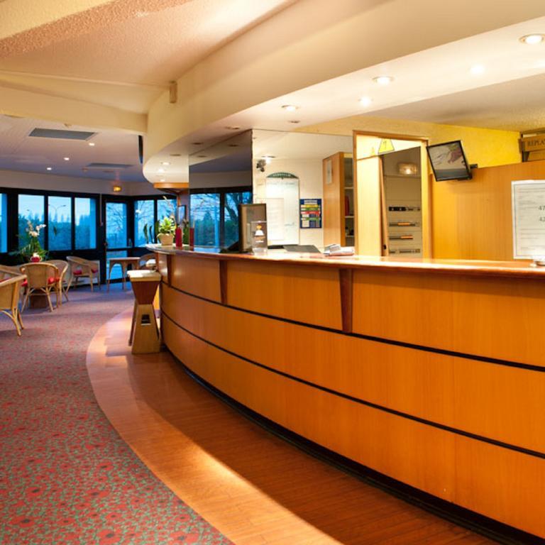 Egg Hotel Gonesse Ngoại thất bức ảnh