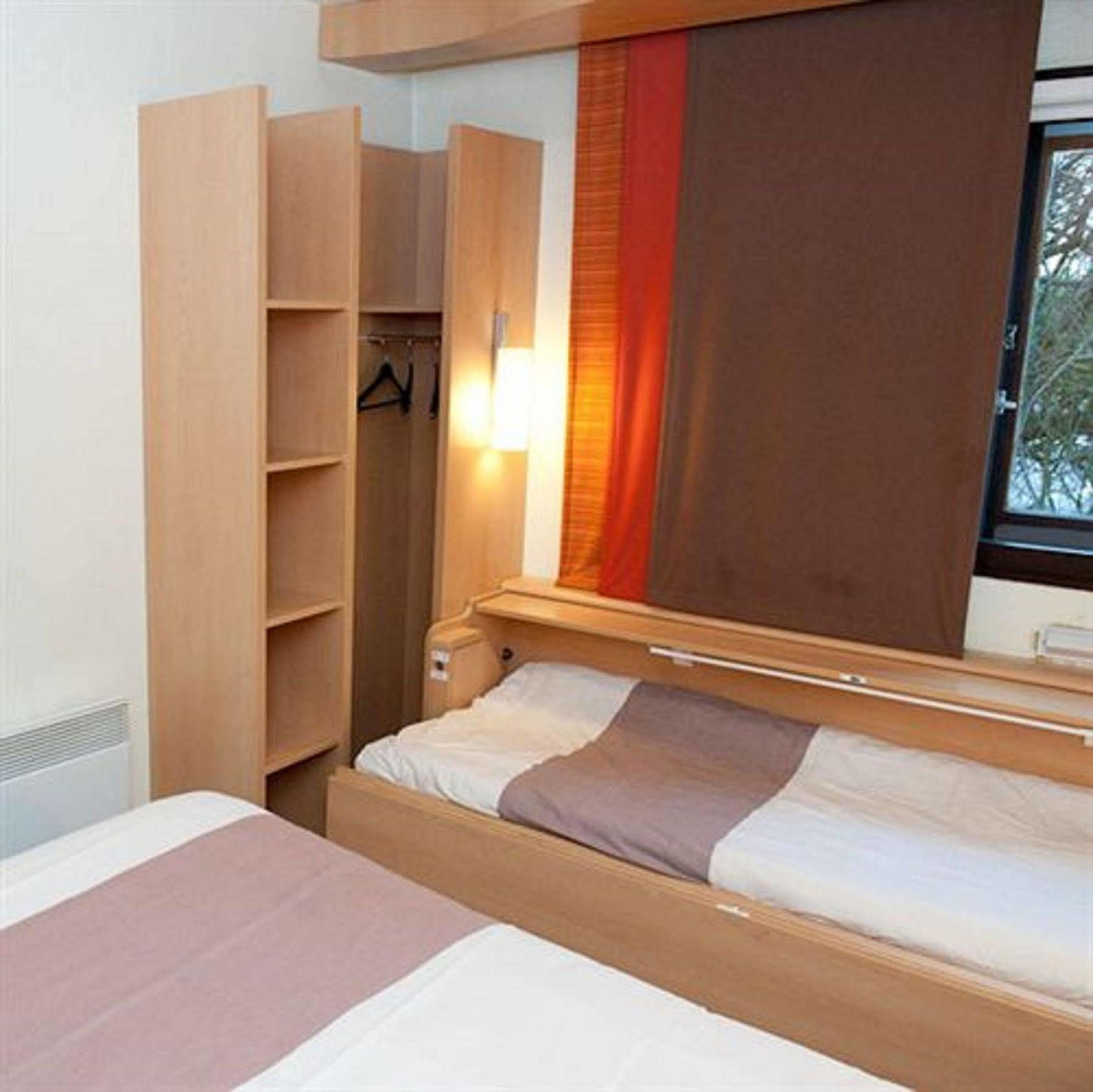 Egg Hotel Gonesse Ngoại thất bức ảnh