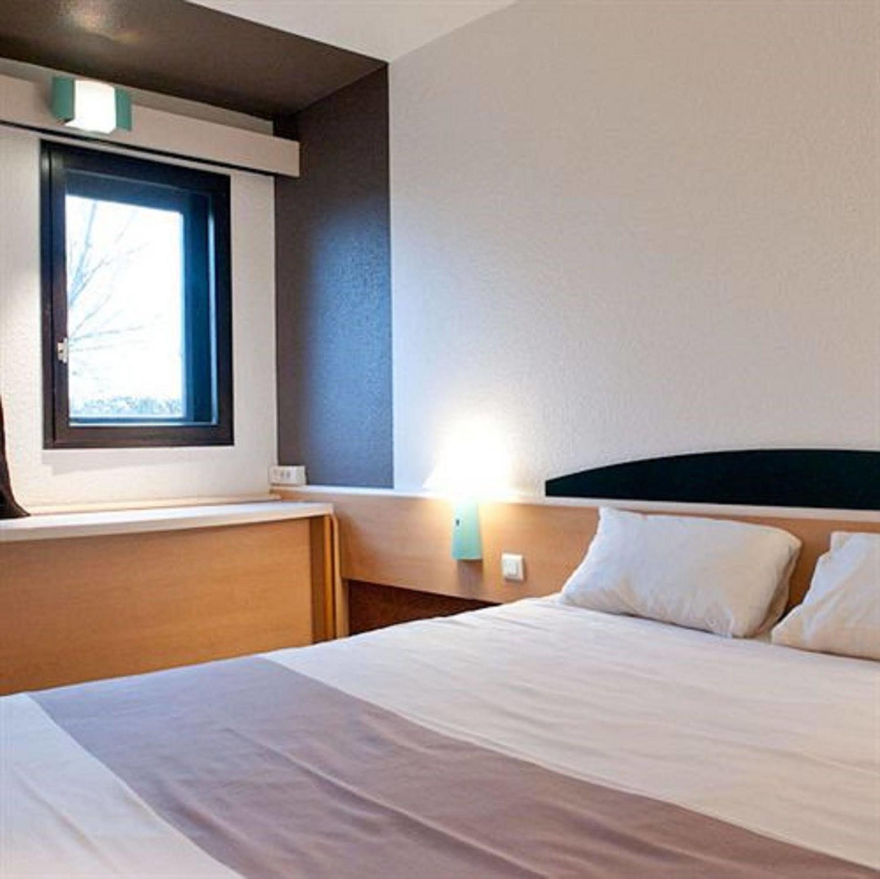 Egg Hotel Gonesse Ngoại thất bức ảnh